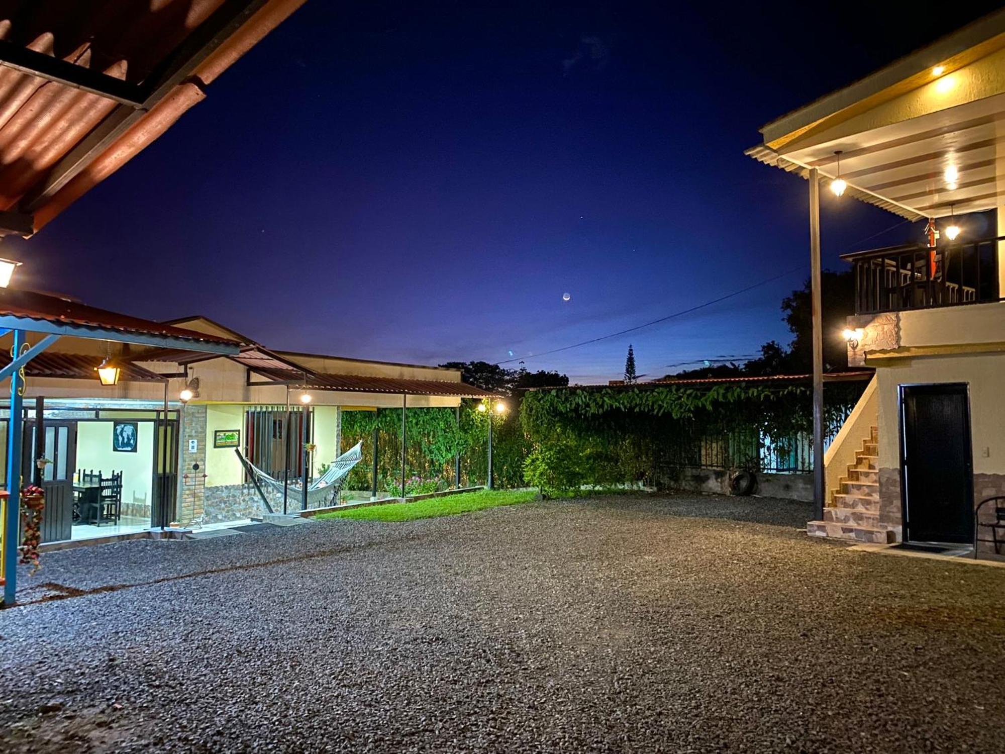 Hotel Casa Campestre Hh Quimbaya Buitenkant foto